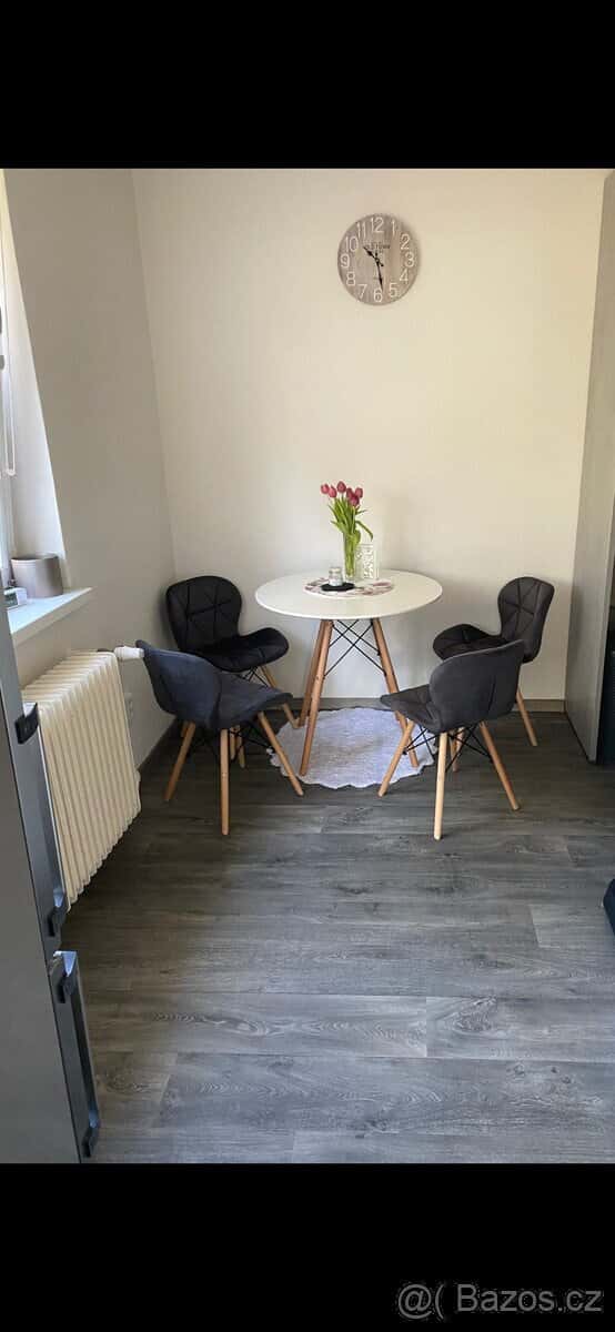 Pronájem bytu 2+1 o rozloze 52 m² s balkonem- Kladno Švermov, okres Kladno