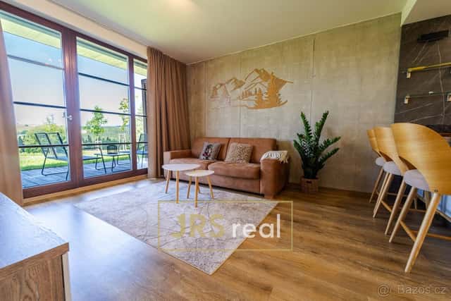 Prodej luxusního apartmánu 2+kk 57 m² s vlastní terasou, Říč, okres Rychnov nad Kněžnou