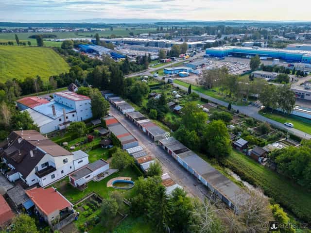 Prodej garáže 18 m², Vážní, Hradec Králové – Pouchov, okres Hradec Králové