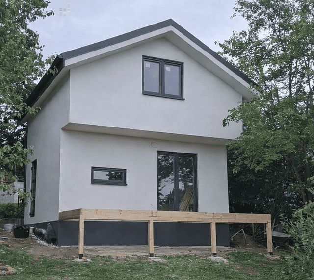 Dum 6×6 na patro ze SIP panelů, okres Mělník