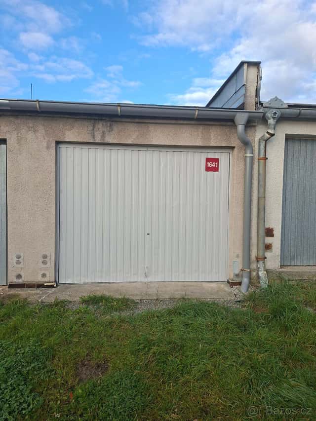 Pronájem garáže Tábor Kalová pole, okres Tábor