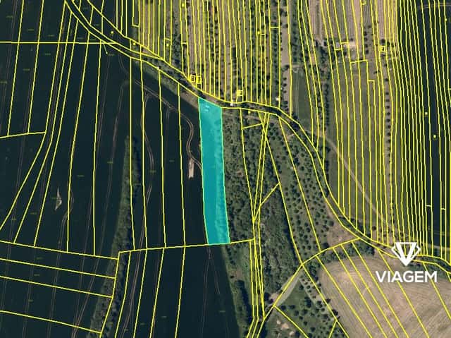 Pole 2 701 m², okres Uherské Hradiště