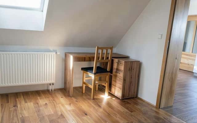 Pronájem 3+kk Netolice, Mírové náměstí - zařízený byt, okres Prachatice