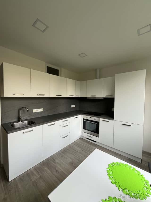 Pronájem bytu 2+1, Trávník, Přerov, 16000 Kč/měs, 58 m2, okres Přerov