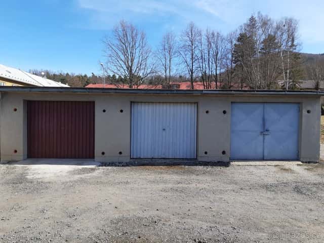 Pronajmu nadstandardní GARÁŽ 23m2 - Štramberk, okres Nový Jičín