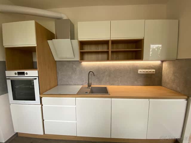 Pronájem zrekonstruovaný 2+1, 54 m², Dukelská, Ústí n. Orl., okres Ústí nad Orlicí