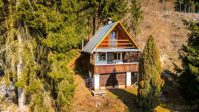 Dolce u Trutnova, prodej chaty s vlastním pozemkem 936 m2,, okres Trutnov