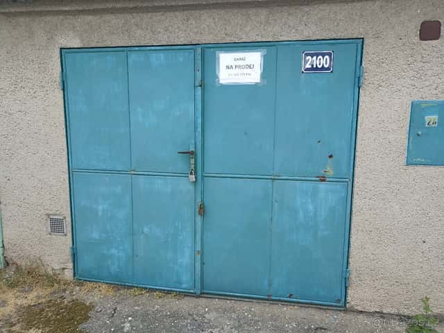 Garáž v Uničově, ul. Bacárkova, okres Olomouc
