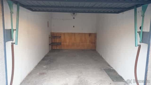 Garáž, okres Olomouc