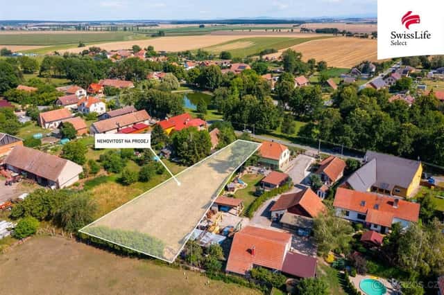 Prodej stavebního pozemku 1400 m2, Nepolisy, okres Hradec Králové
