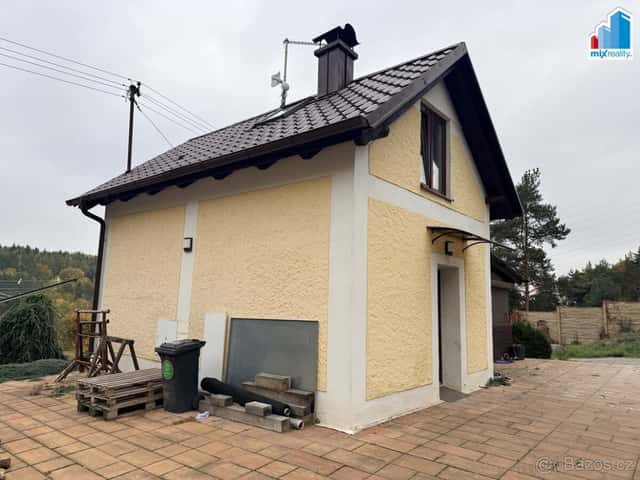 Pronájem útulného domku s terasou – Vejprnice, Brůdek, okres Plzeň-město