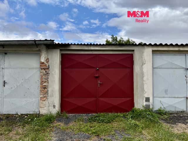 Prodej garáže 19 m², OV | Louny, okres Louny