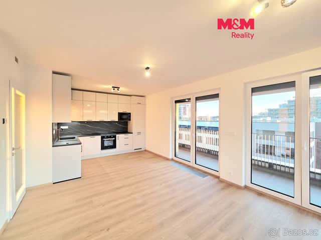 Pronájem bytu 2+kk, 67 m², Praha, ul. Poděbradská, Praha 9