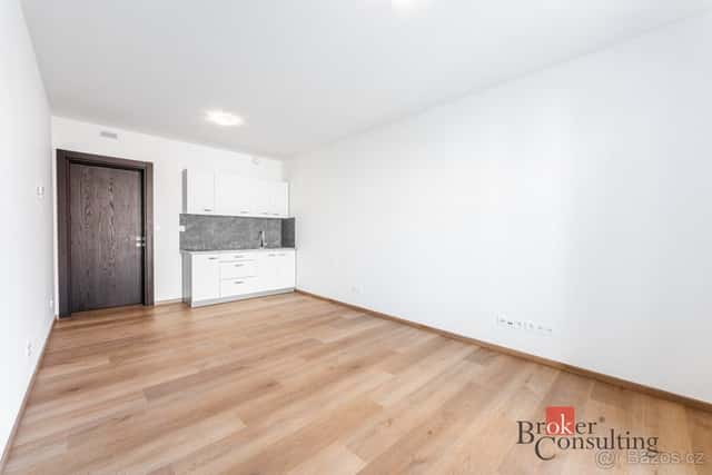 Pronájem, byty/1+kk, 31 m2, Třída Jiřího Pelikána 1391/10, 7, okres Olomouc