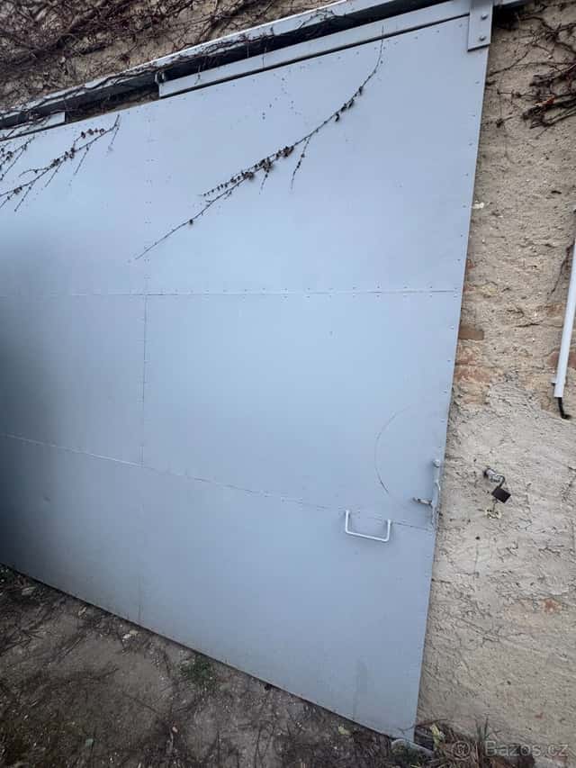 Nymbursko - ihned k dispozici nebytové prostory 66m2, okres Nymburk