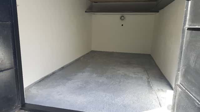 Pronájem garáže s elektřinou, 20m², Radvanice, okres Ostrava-město