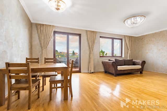Pronájem bytu 3+kk 98 m², Praha - Smíchov, ul. U Dívčích hra, Praha 5