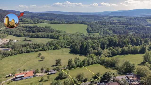 Stavební pozemek na Šumavě s výhledem na Kašperk, okres Klatovy