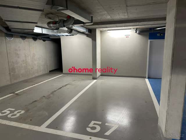 Pronájem garážového stání 13 m², Olomouc - Nová Ulice, okres Olomouc