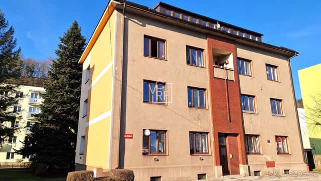 Dlouhodobý pronájem bytu 1+1, Úpice – centrum., okres Trutnov