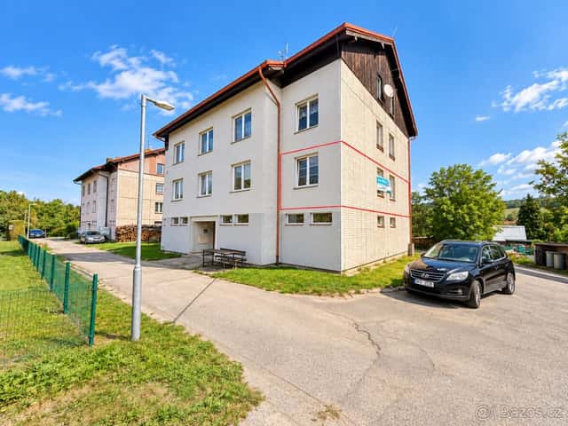 Pronájem bytu v Přídolí (u Č.K), 3+1, 77m2, 15.900 Kč/měsíc, okres Český Krumlov