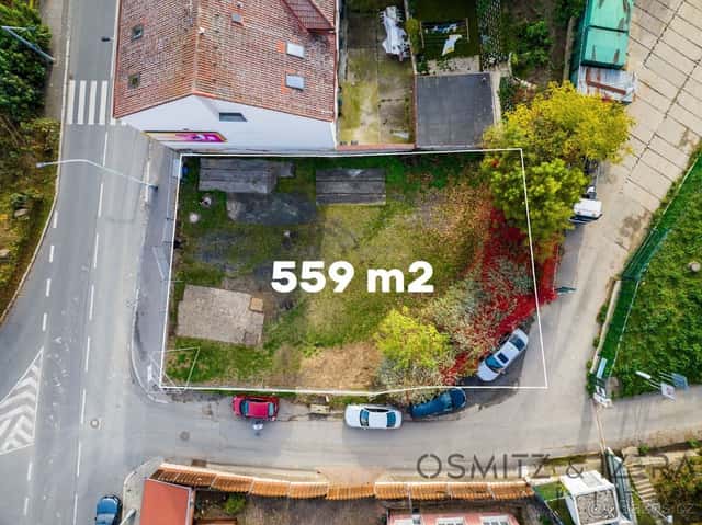 Pronájem oploceného pozemku 559m2, Praha 8 Libeň, Praha 8