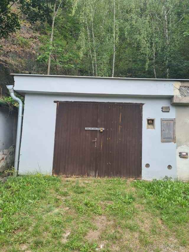 Prodám garáž, okres Český Krumlov