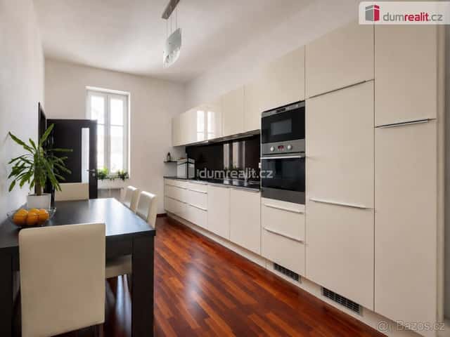 Velmi hezký a prostorný byt 2+1 po rekonstrukci, Praha 5 – S, Praha 5