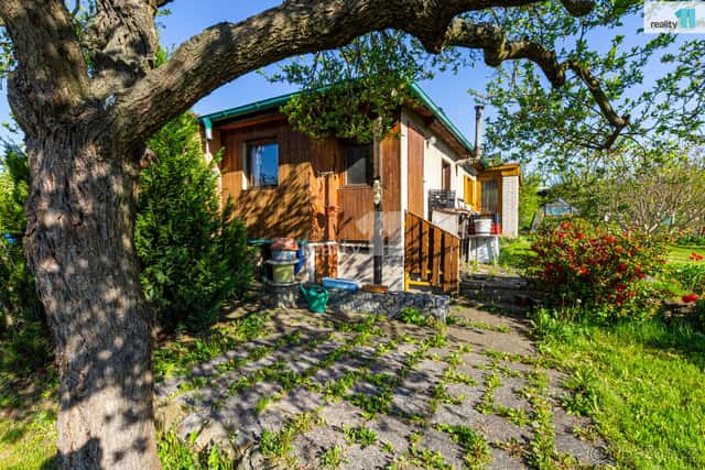 Prodej chaty, 18 m2 a zahrady 418 m2, Praha 10