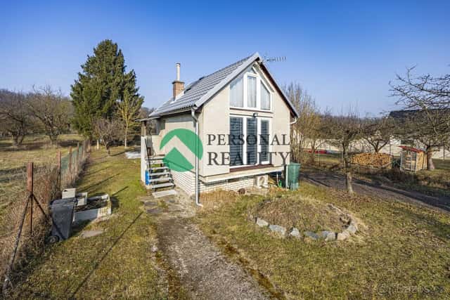 Prodej chaty 20 m², Chlumec nad Cidlinou IV, ev.č. 02865, okres Hradec Králové