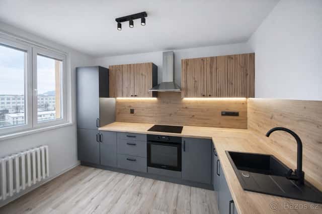 Pronájem bytu 2+1, 44 m² – Hranice, Hromůvka, okres Přerov