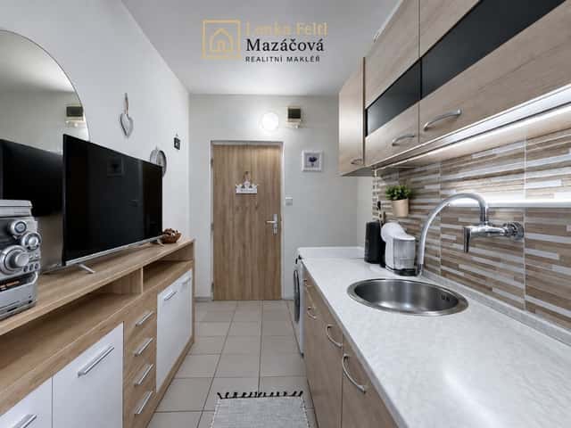 Prodej bytu 1+kk s lodžií, 35 m², Prostějov – Vrahovice, okres Prostějov
