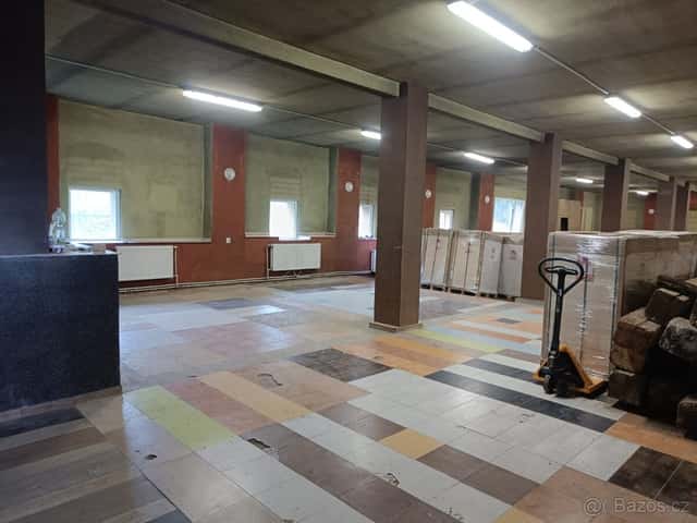 PRODÁM.NEBO PRONAJĚM.VELKYSklad.900m2.Z ST, POZEMKEM 2800m2., okres Plzeň-město