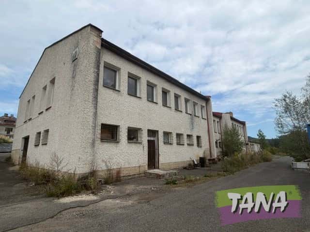 Prodej administrativní a obchodní budovy v obci Jenišovice, okres Jablonec nad Nisou