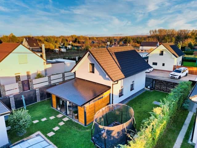Prodej hrubé stavby rodinného domu - rekreační objekt 73 m², okres Hodonín