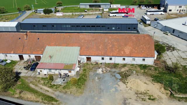 Prodej zemědělského objektu se zázemím 1+1, 1758 m², Koněšín, okres Třebíč