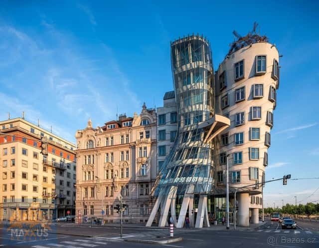 Tančící dům - pronájem kancelářských prostor (24 m2), Praha, Praha 2