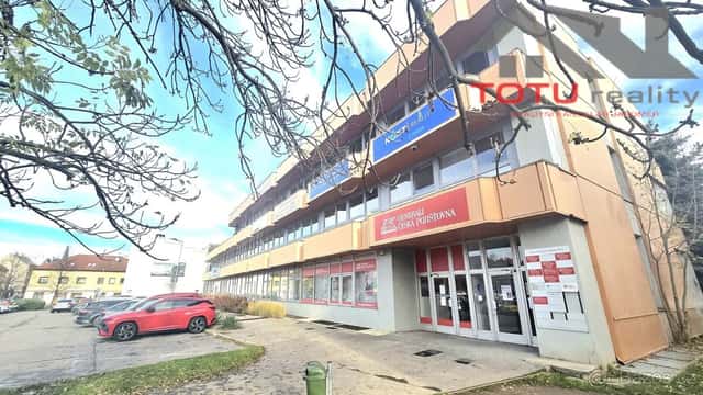 Pronájem, kancelář, 18,5 m2, Chrudim, okres Chrudim