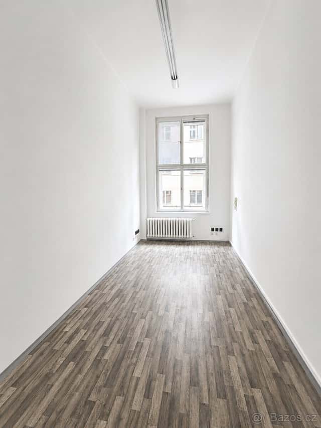 Pronájem kanceláře v Praze 1 bez provize, 15m2, Praha 10