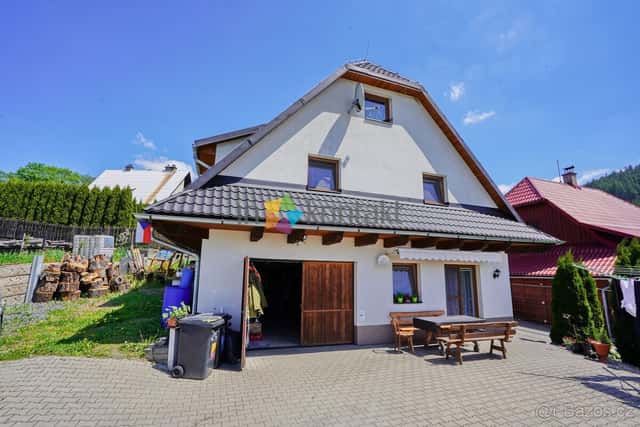 Prodej rodinného domu 152 m², Prostřední Bečva, ev.č. 00433, okres Vsetín