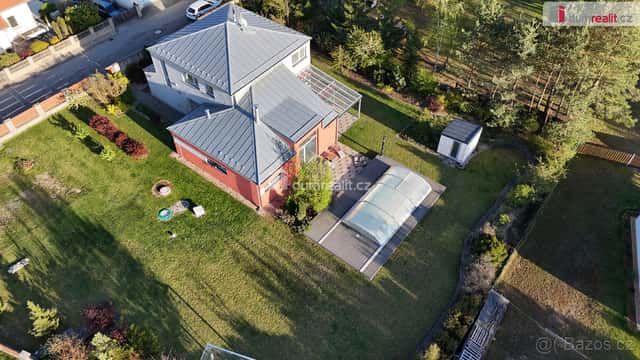exkluzivní prodej domu s zastřešeným bazénem, 208 m2, Horky, okres Mladá Boleslav
