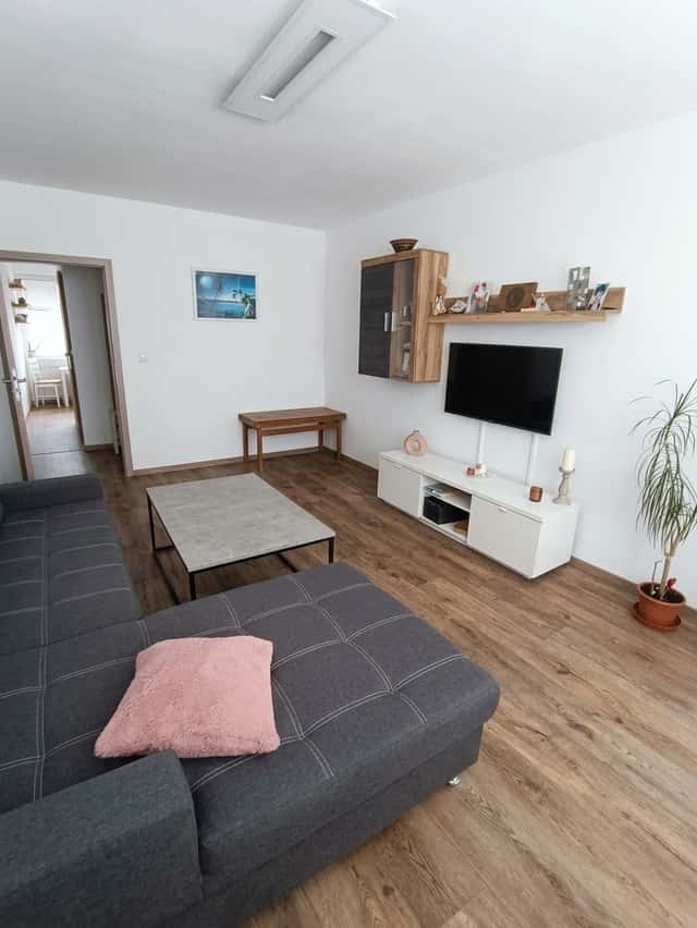 Prodej bytu 3+1 s lodžií – Opava, Kateřinky, ul. Zeyerova, okres Opava