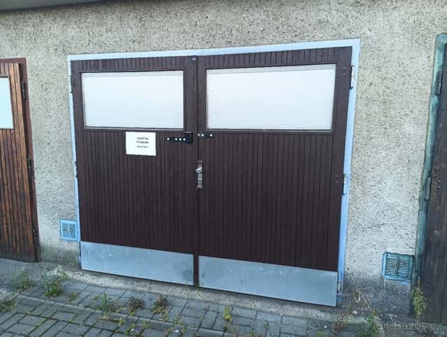 Garáž na pronájem, okres Vsetín