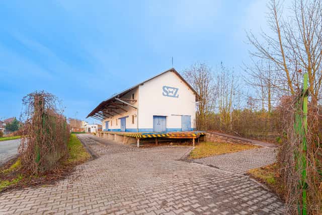 Třípodlažní skladové/výrobní prostory, Syrovátka, okres Hradec Králové