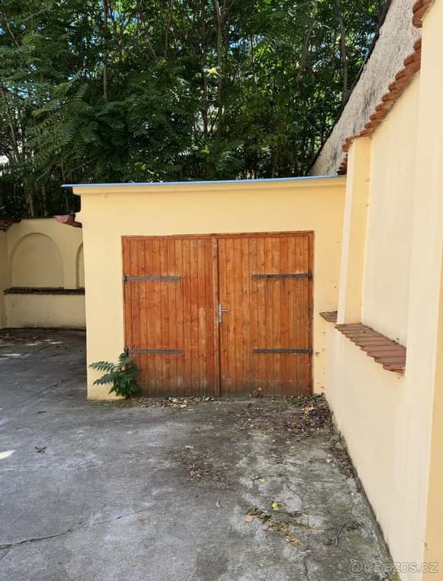Garáž Praha 2, Praha 2