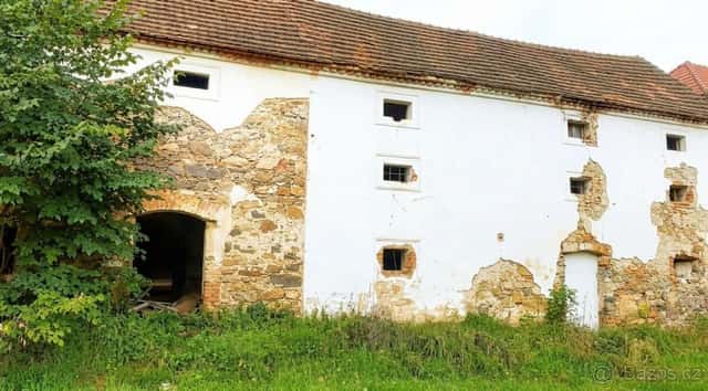 Budova Horní Chrášťany, Lhenice na Prachaticku, okres Prachatice