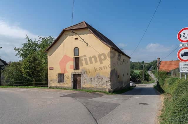 Prodej sýpky v Louňovicích pod Blaníkem, 256m2, okres Benešov