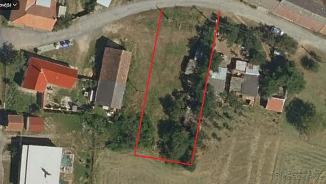 Stavební pozemek v obci Stupešice, 753m2, okres Znojmo