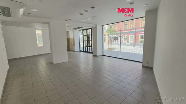 Pronájem obchod a služby, 121 m², Kladno, ul. Komenského, okres Kladno