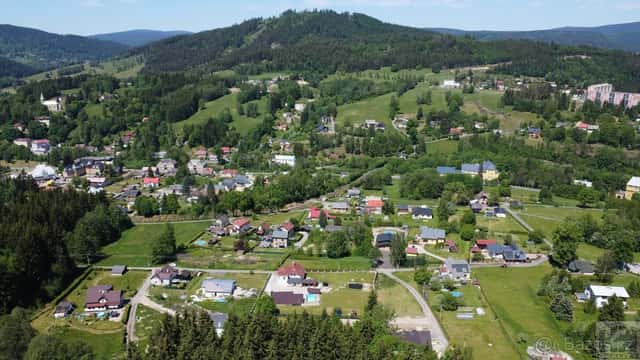 Stavební pozemek Smržovka 826 m s projektem na RD, okres Jablonec nad Nisou